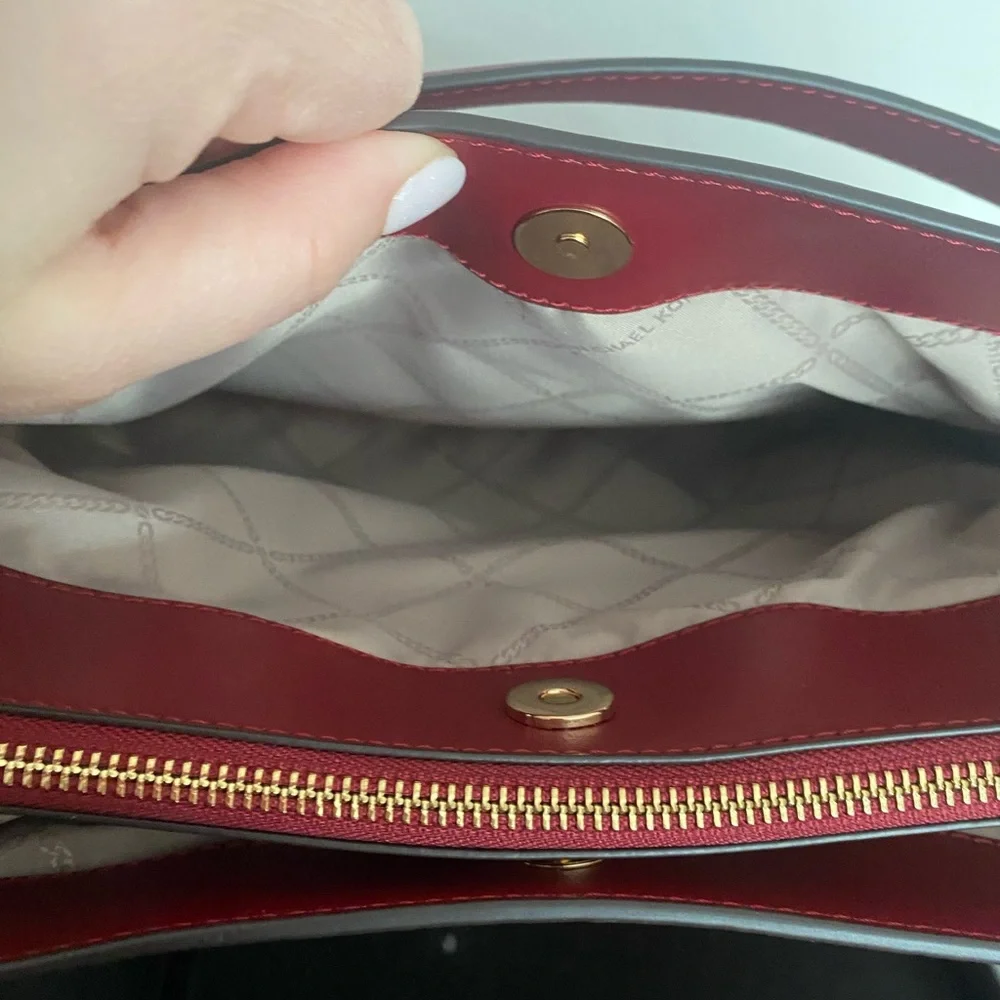 Michael Kors Burgundy Quilted Shoulder Bag - Picture 7 of 12